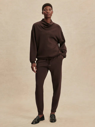 PULL SWEAT DROIT AVEC COL MONTANT BÉNITIER BETSY - Betsy Sweat